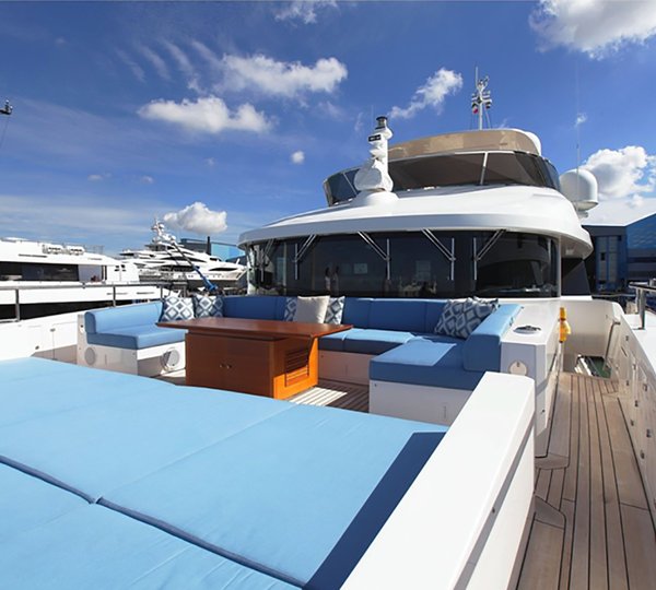 zazou yacht charter